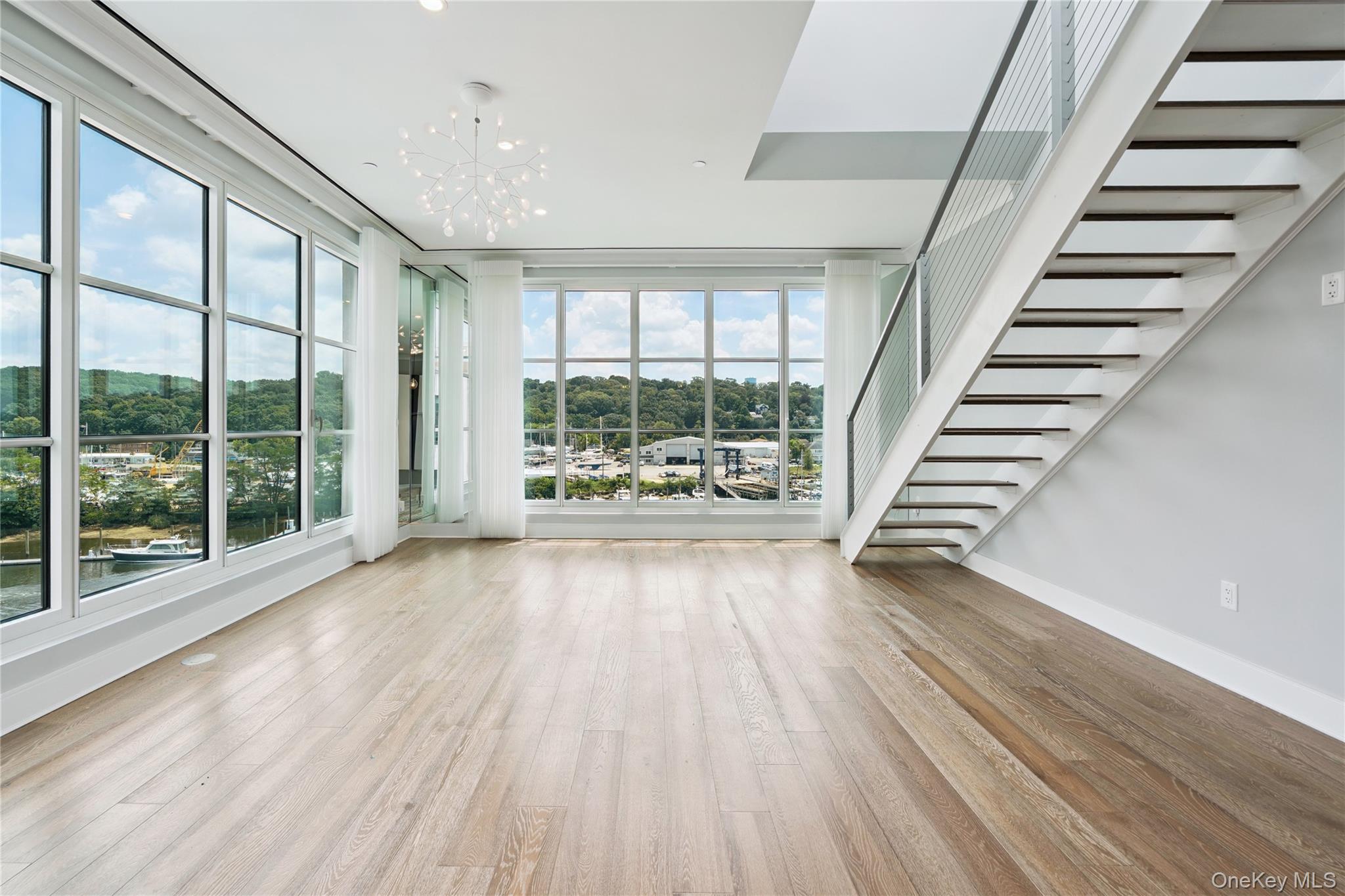 #8 photo, 100 Garvies Point Road, ナッソー郡 Glen Cove , NY 11542