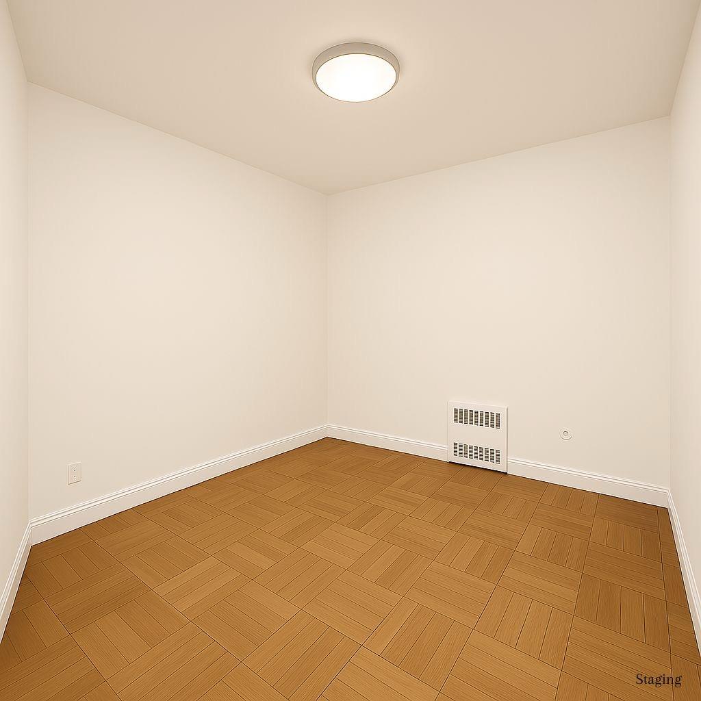 #5 photo, 44-30 Macnish Street, クイーンズ区 Elmhurst , NY 11373