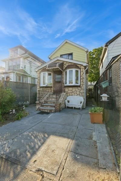 #2 photo, 16427 109th Drive, 皇后区 牙买加 Jamaica , NY 11433