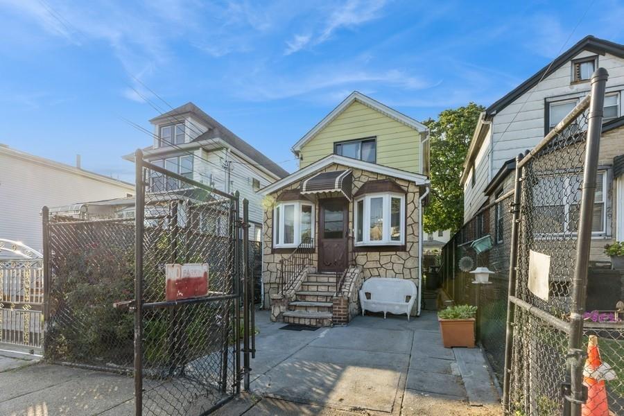 #3 photo, 16427 109th Drive, 皇后区 牙买加 Jamaica , NY 11433