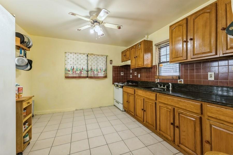 #8 photo, 16427 109th Drive, 皇后区 牙买加 Jamaica , NY 11433