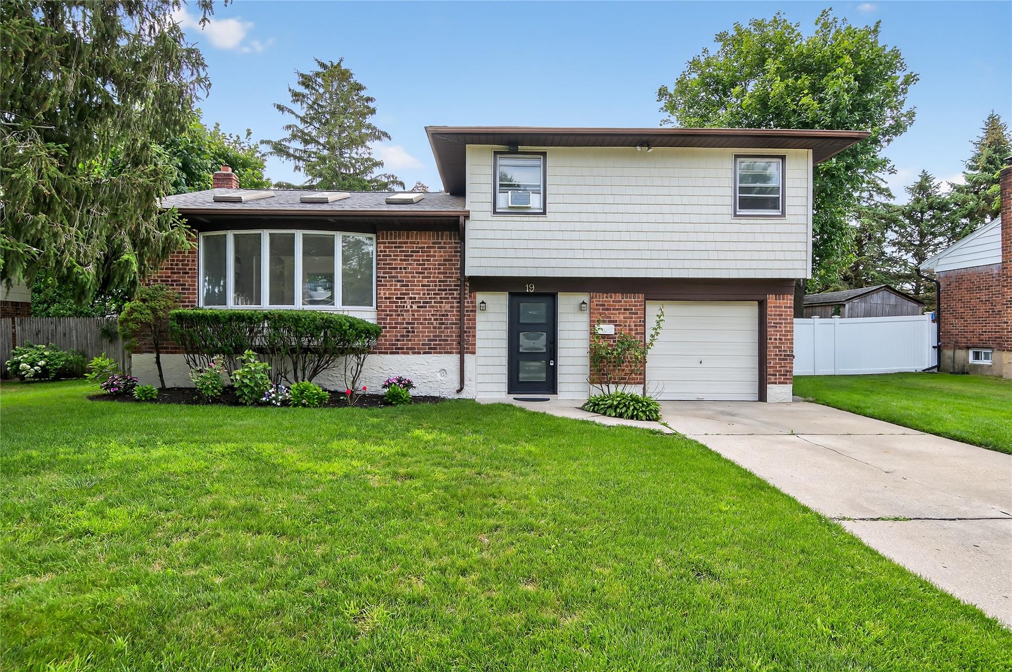 #1 photo, 19 Edna Drive, Syosset , NY 11791