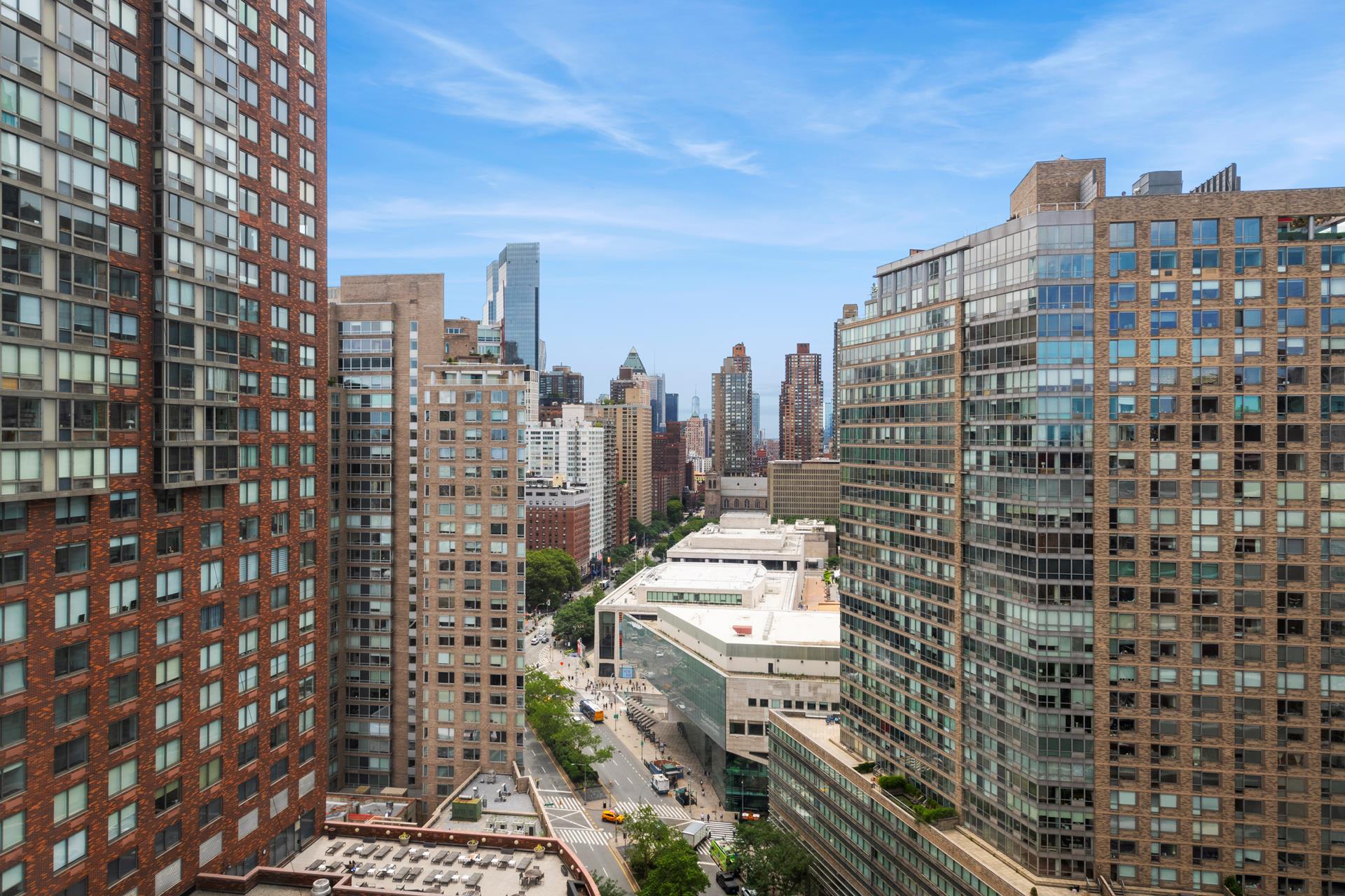 #13 photo, New York City, マンハッタン Lincoln Square , NY 10023