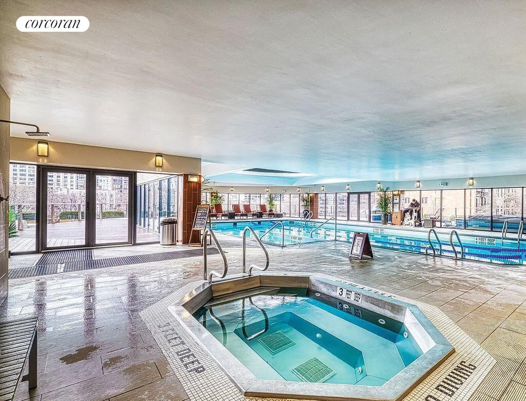 #17 photo, 330 E 38TH Street, マンハッタン Murray Hill , NY 10016