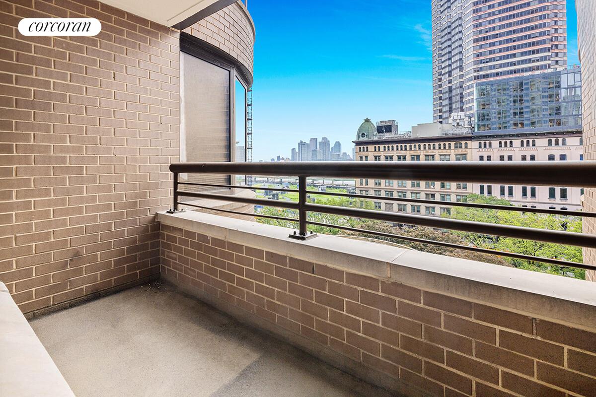 #7 photo, 330 E 38TH Street, マンハッタン Murray Hill , NY 10016