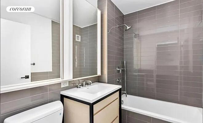 #6 photo, New York City, Gramercy Park , NY 10010