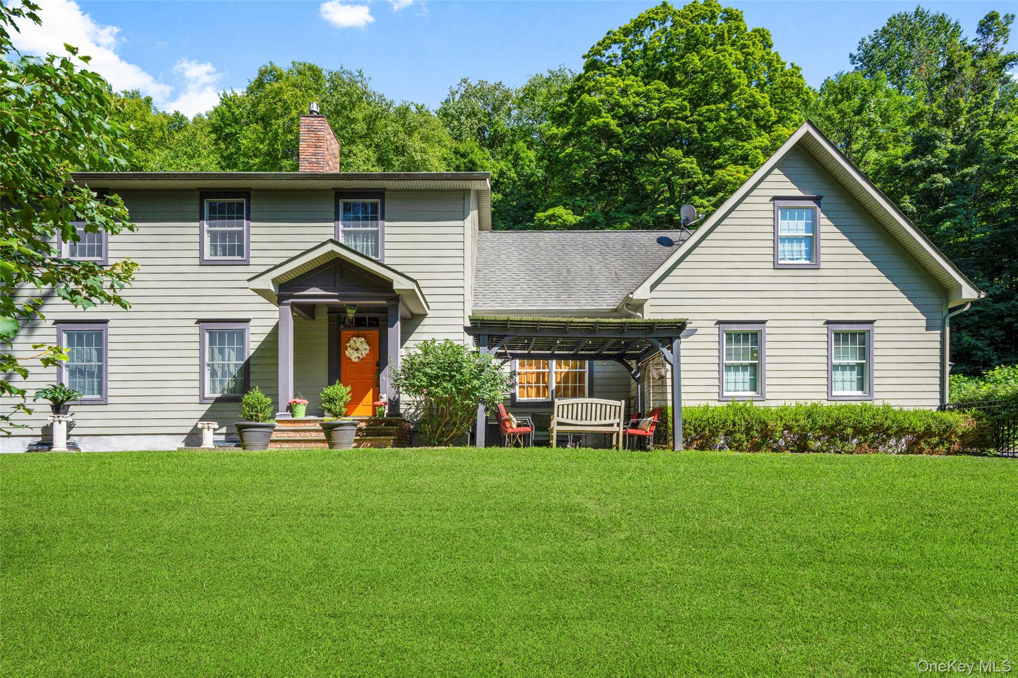 #1 photo, 75 Mountain Lane, Beacon , NY 12508