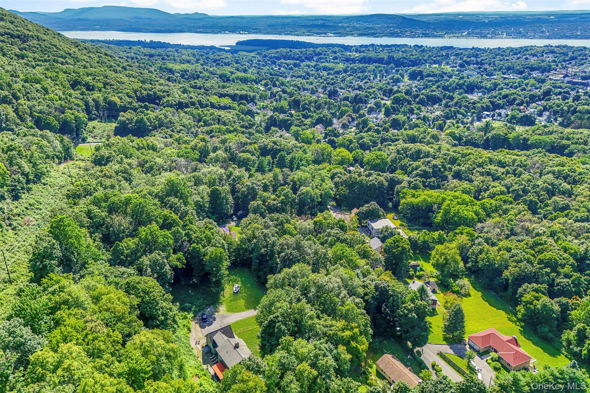 #2 photo, 75 Mountain Lane, Beacon , NY 12508