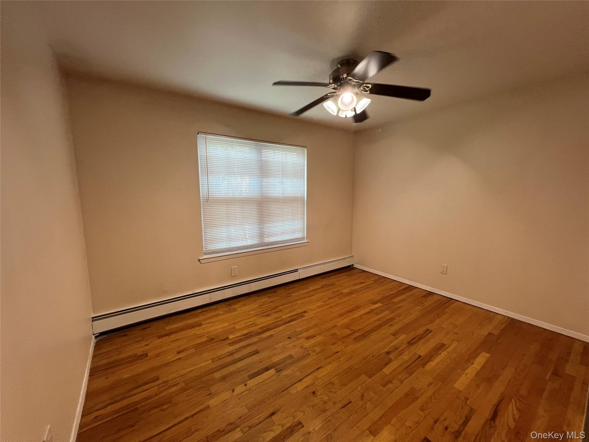 #15 photo, 32 Hammond Road, Glen Cove , NY 11542