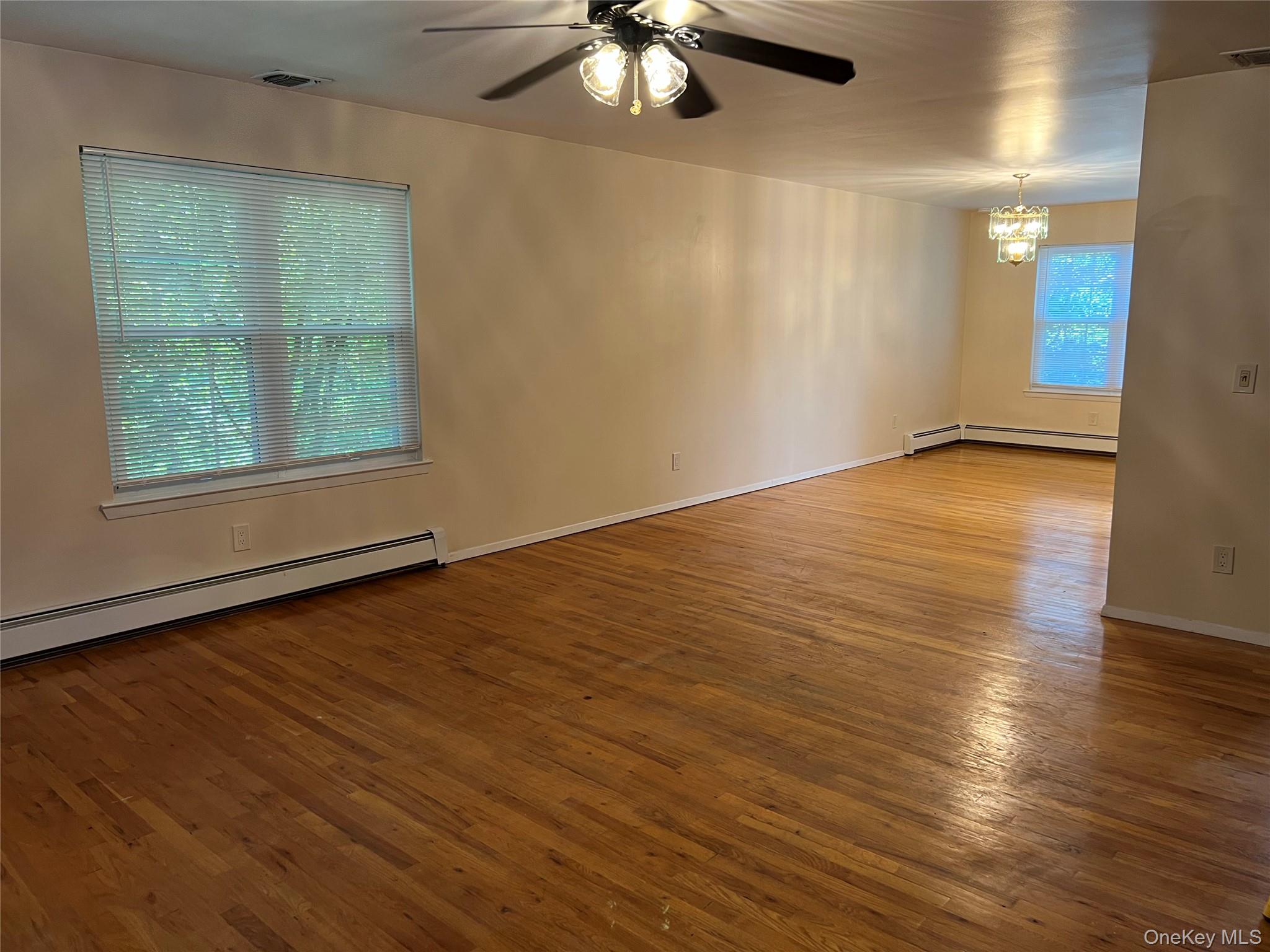 #3 photo, 32 Hammond Road, Glen Cove , NY 11542