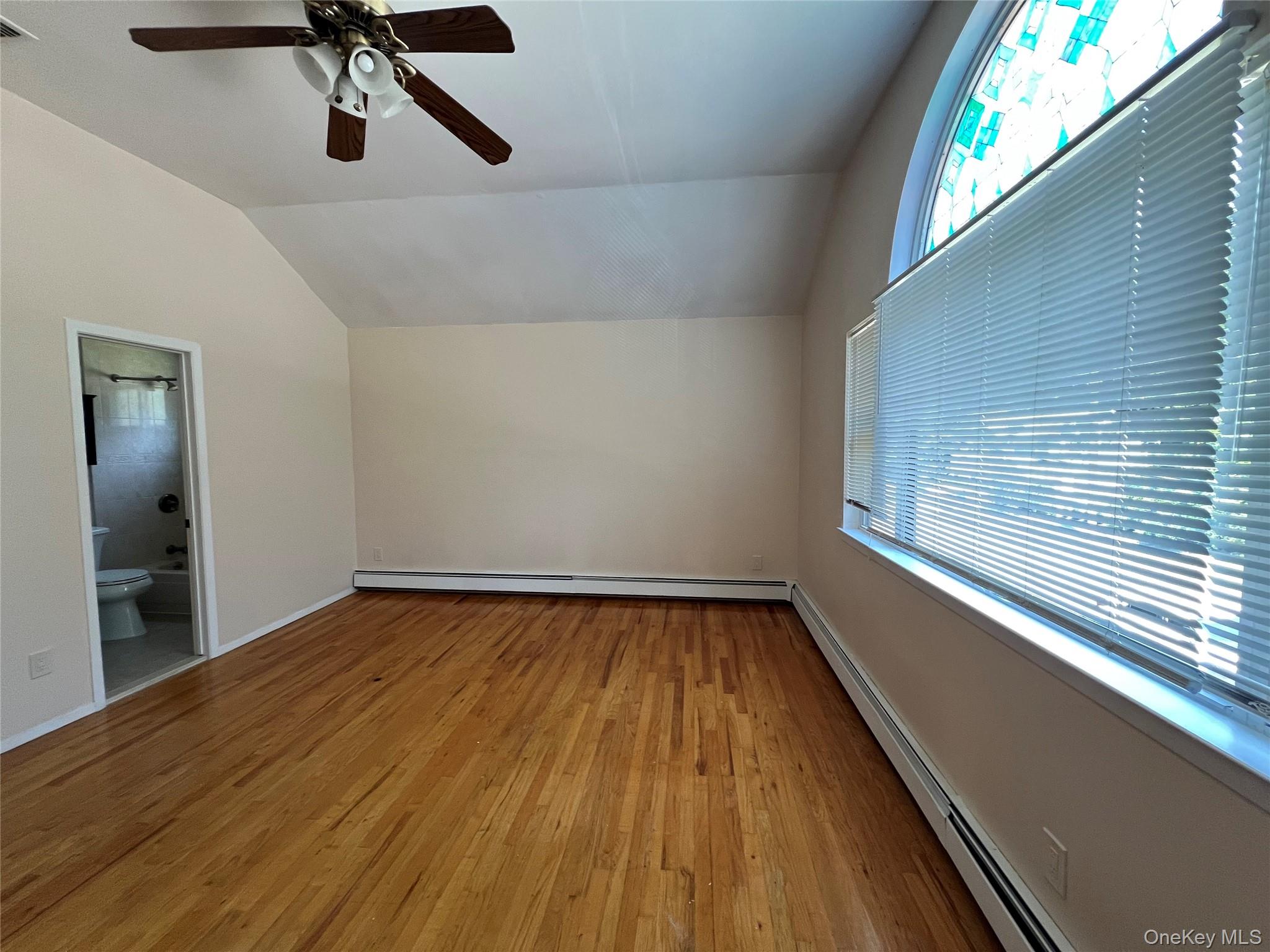 #8 photo, 32 Hammond Road, Glen Cove , NY 11542