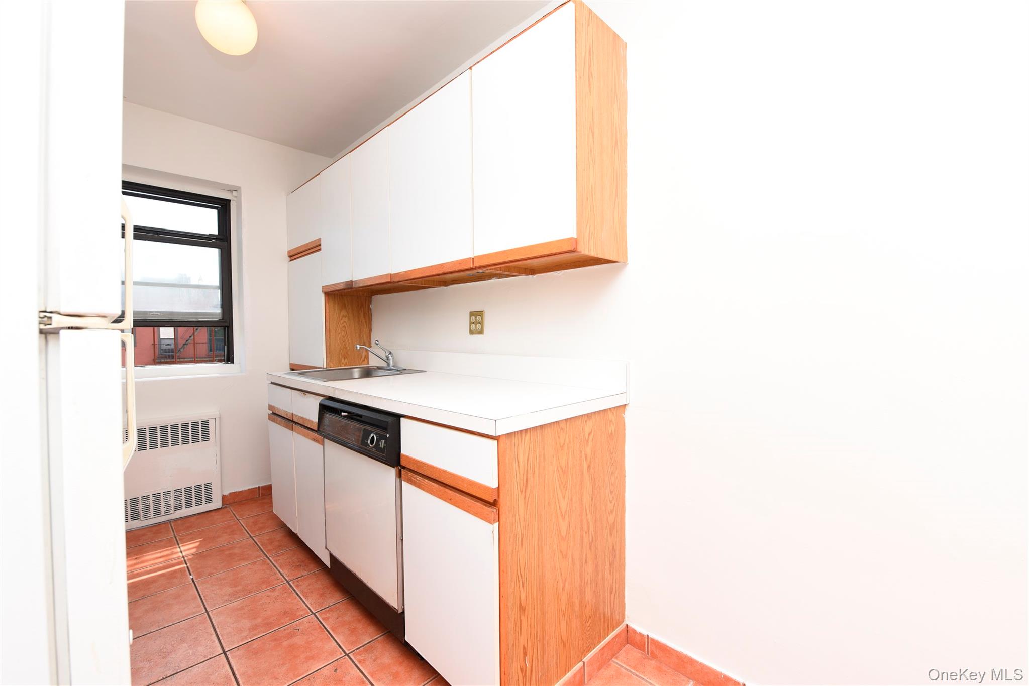 #15 photo, 118-66 Metropolitan Avenue, 皇后區 秋園 Kew Gardens , NY 11415