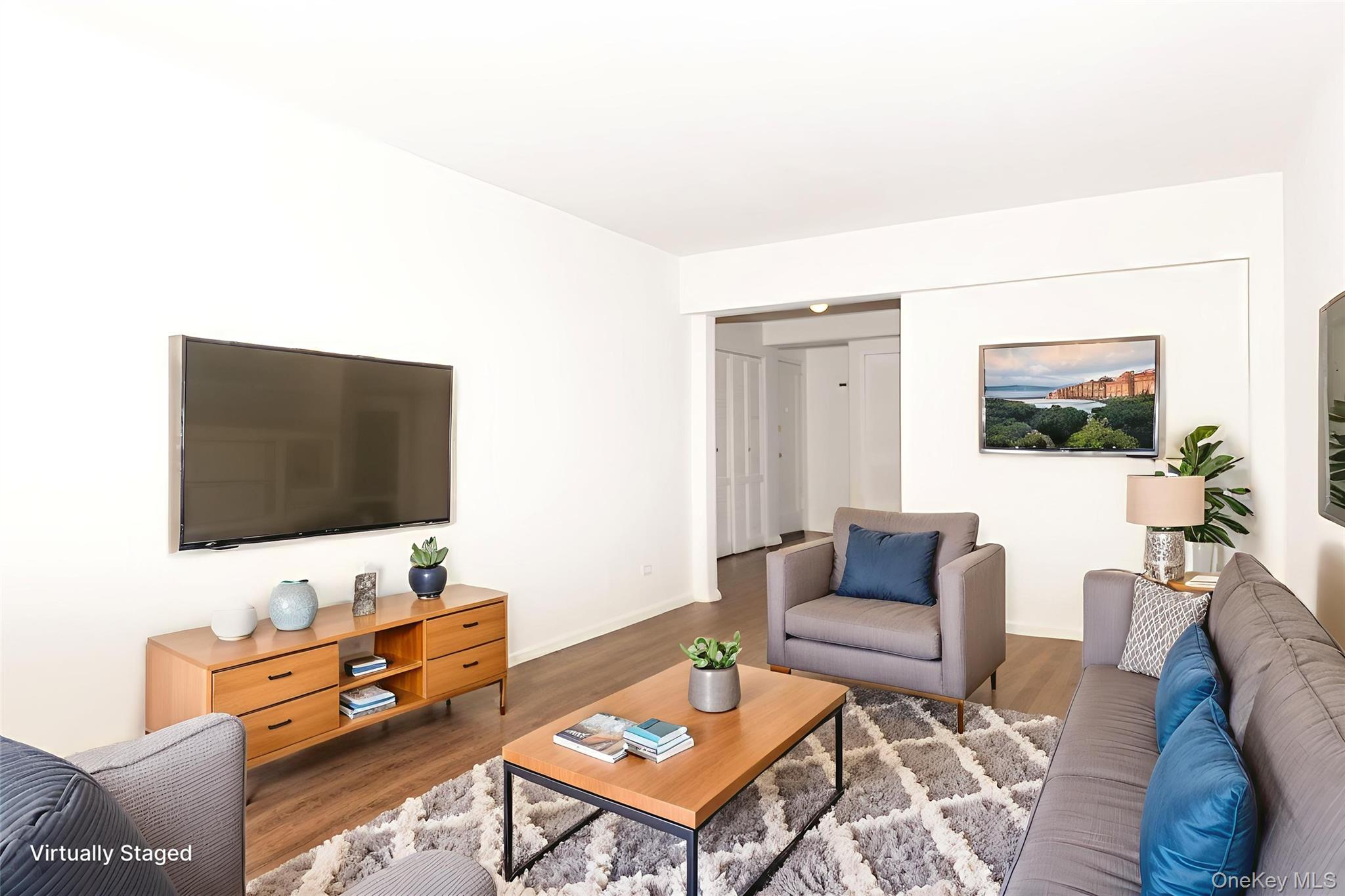 #4 photo, 118-66 Metropolitan Avenue, 皇后區 秋園 Kew Gardens , NY 11415