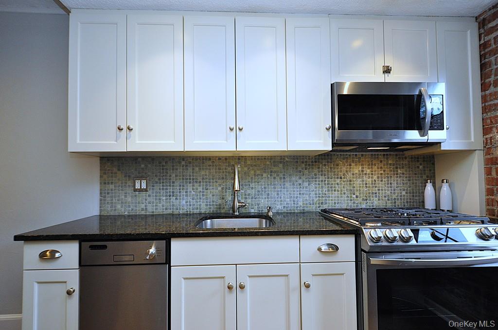 #14 photo, 105 Garth Road, Scarsdale , NY 10583