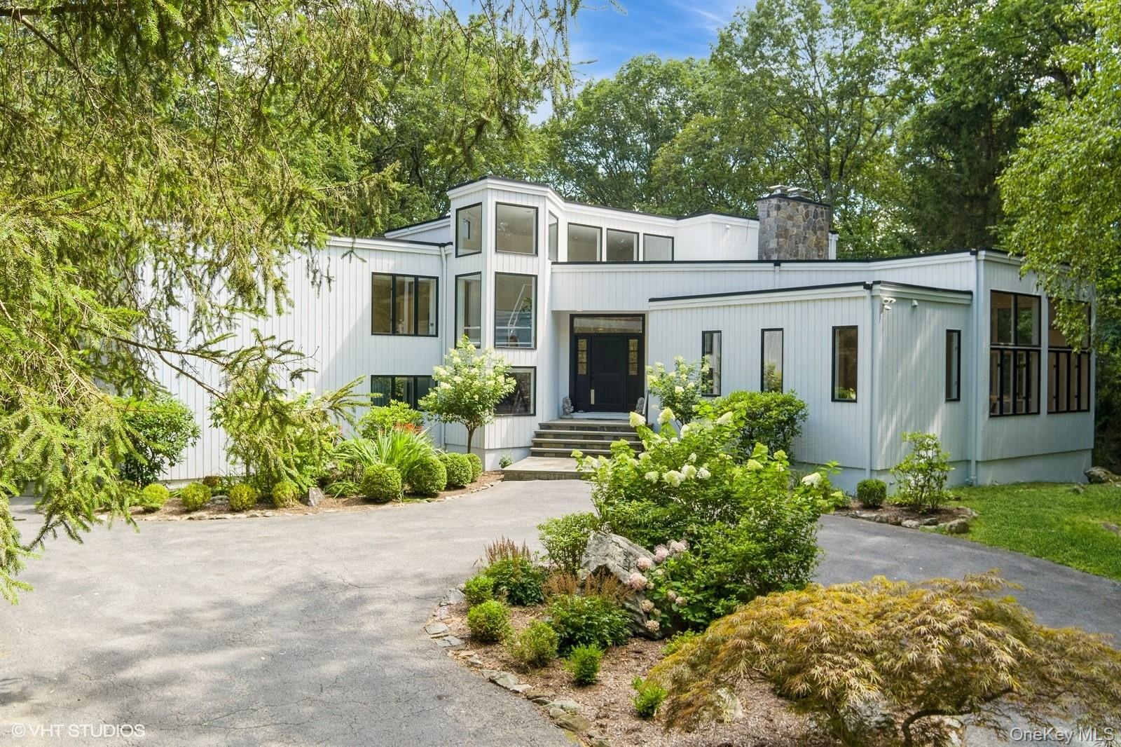 #1 photo, 4 Hemlock Hollow Place, Armonk , NY 10504