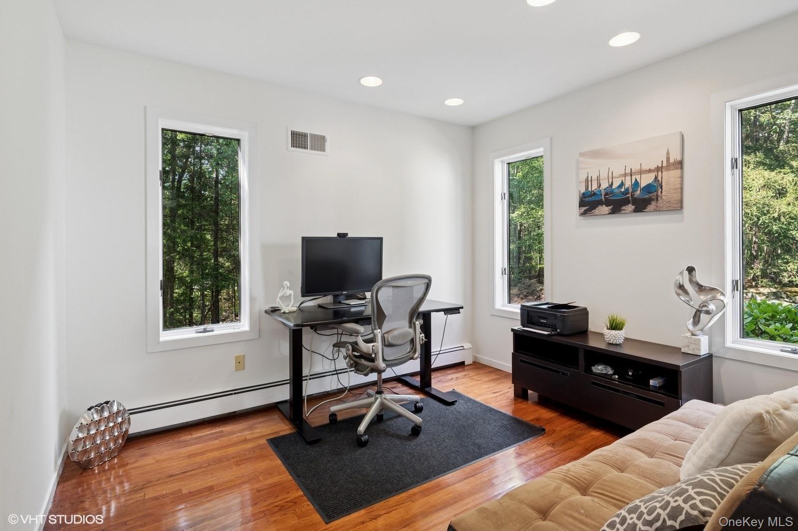 #10 photo, 4 Hemlock Hollow Place, Armonk , NY 10504