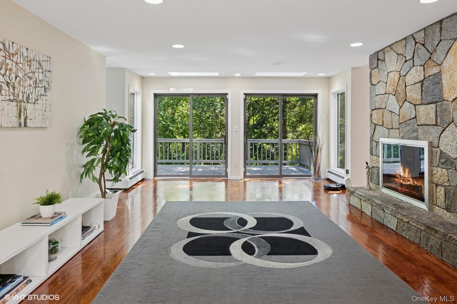 #5 photo, 4 Hemlock Hollow Place, Armonk , NY 10504