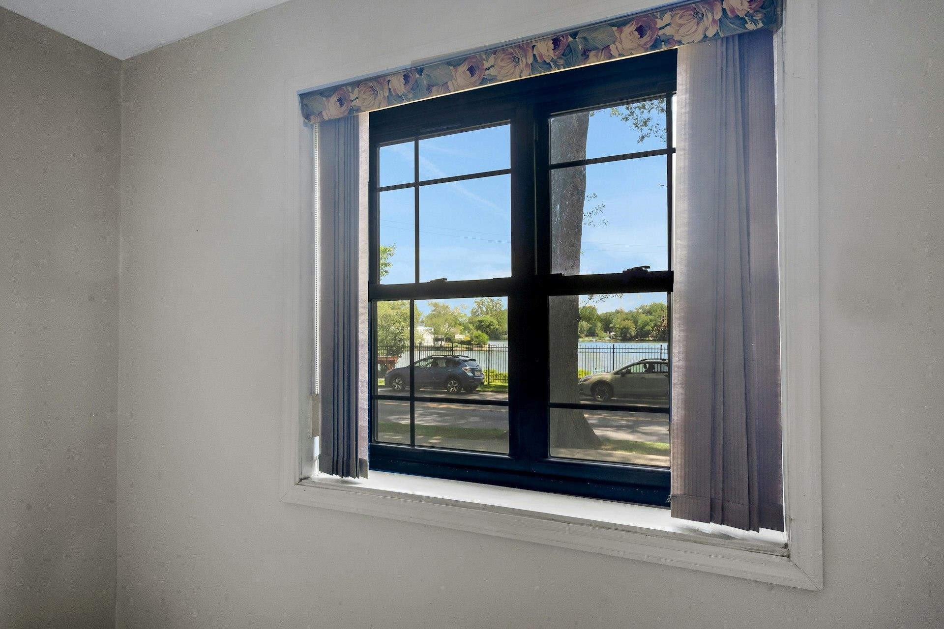 #10 photo, 1209 California Road, 纽约州 Eastchester , NY 10709