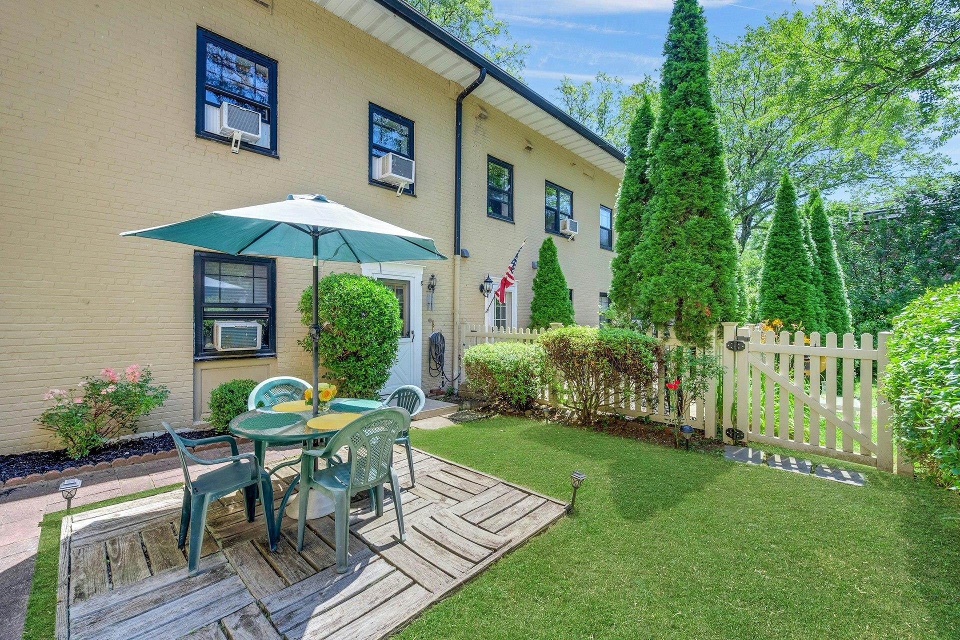 #16 photo, 1209 California Road, 纽约州 Eastchester , NY 10709