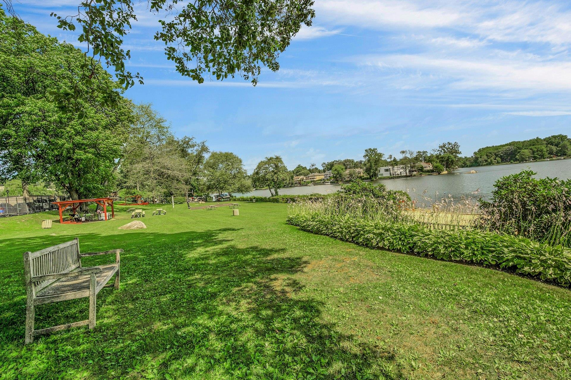 #18 photo, 1209 California Road, 纽约州 Eastchester , NY 10709