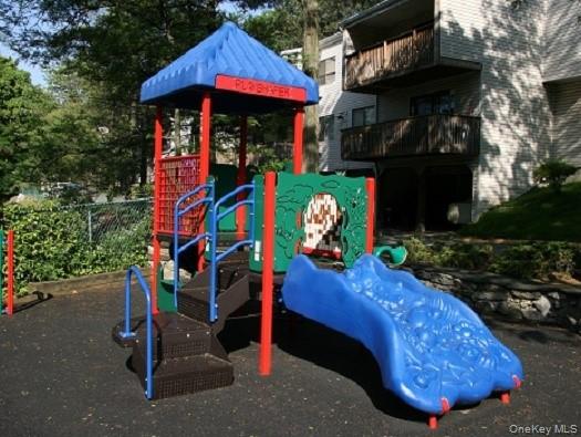 #14 photo, 23 Hillside Terrace, White Plains , NY 10601