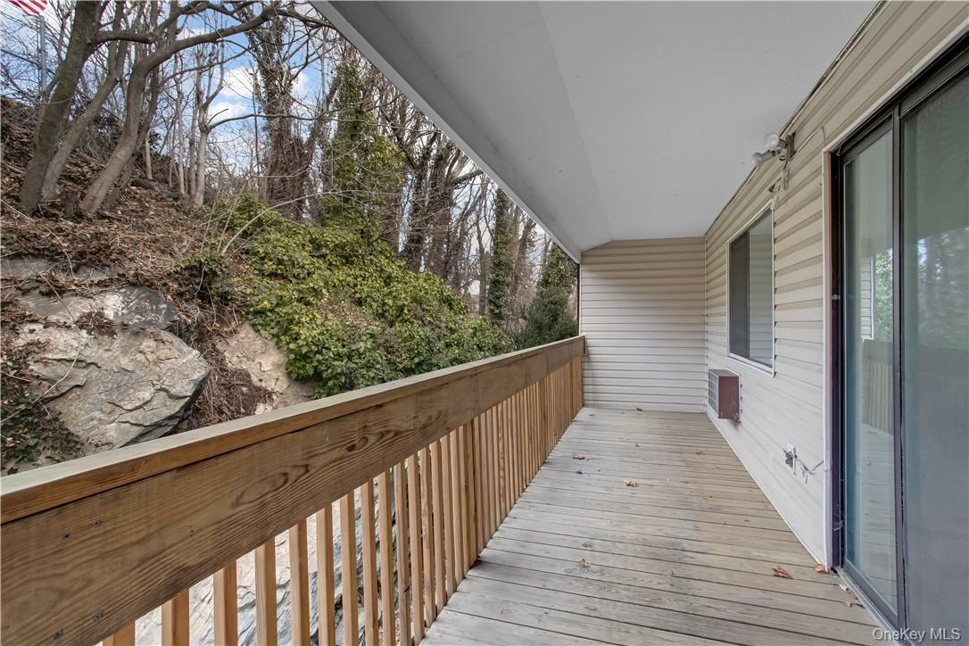 #2 photo, 23 Hillside Terrace, White Plains , NY 10601