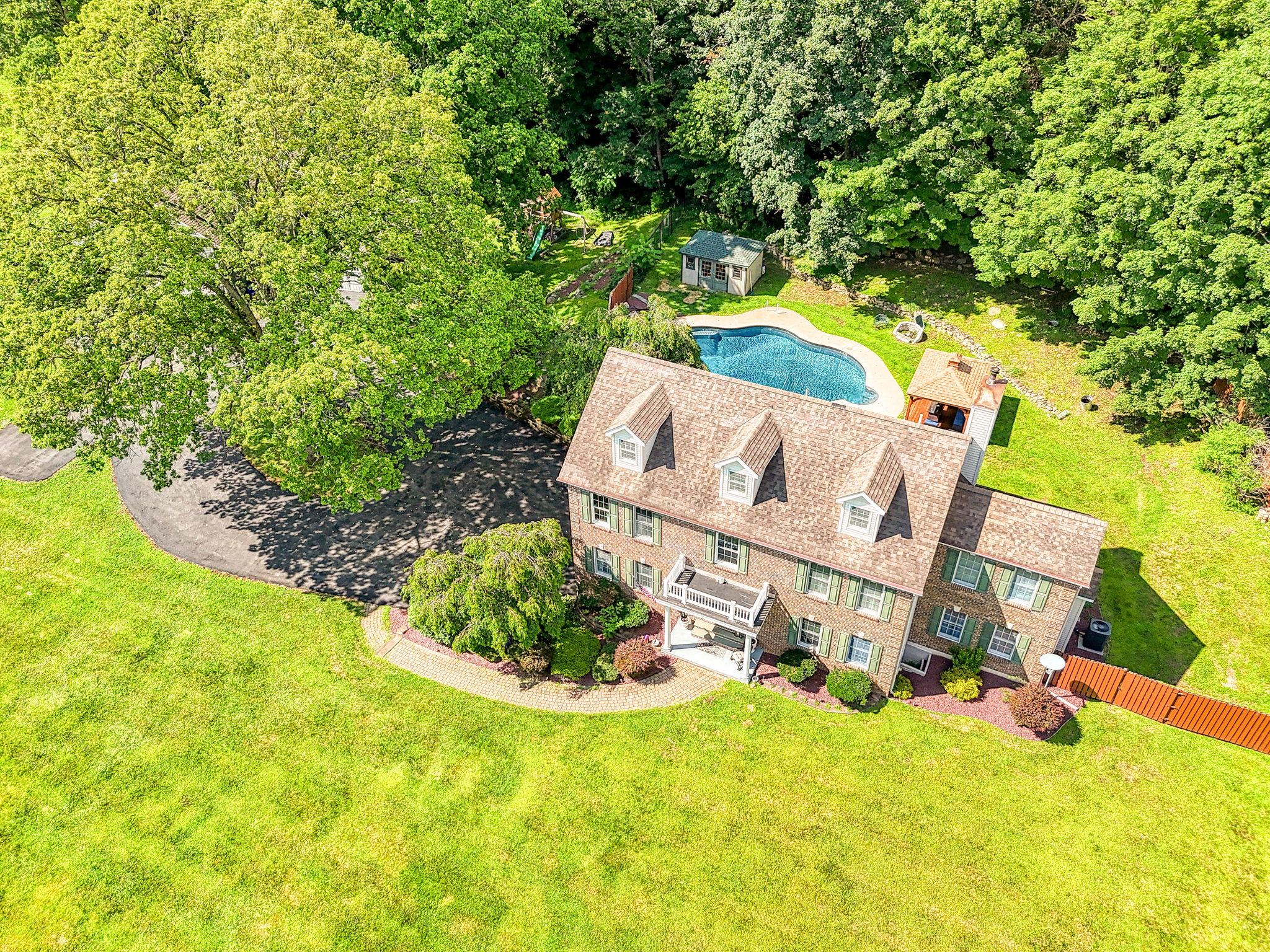 #3 photo, 4 Kirsten Lean Lane, Salisbury Mills , NY 12577