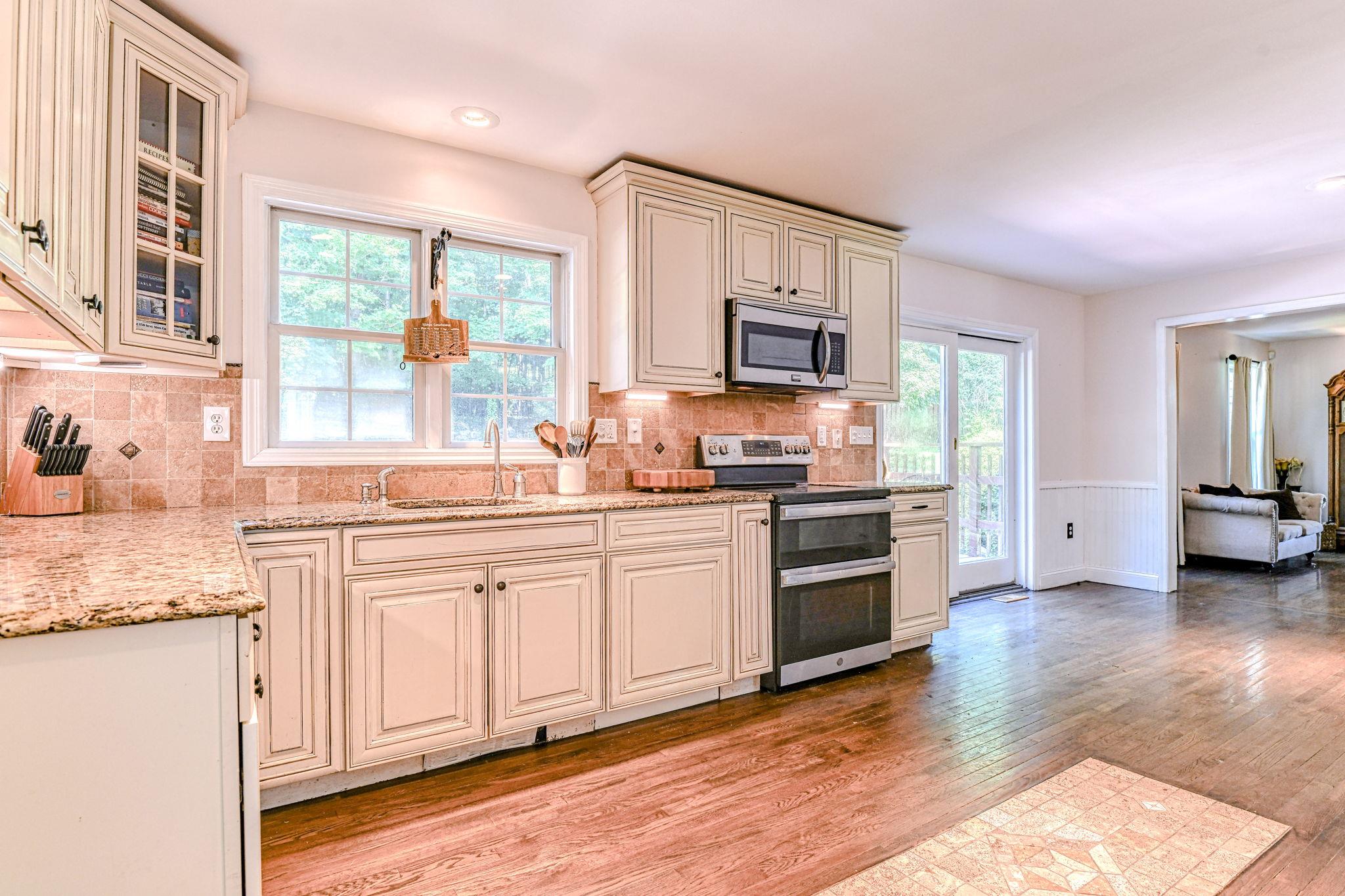 #9 photo, 4 Kirsten Lean Lane, Salisbury Mills , NY 12577