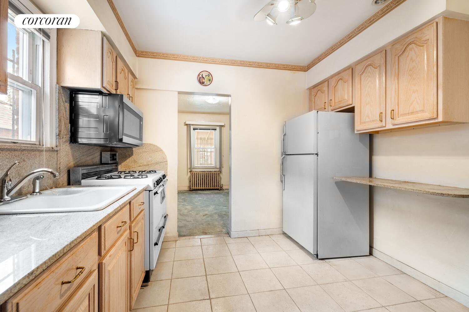 #3 photo, 187-23 BRINKERHOFF Avenue, St. Albans , NY 11412