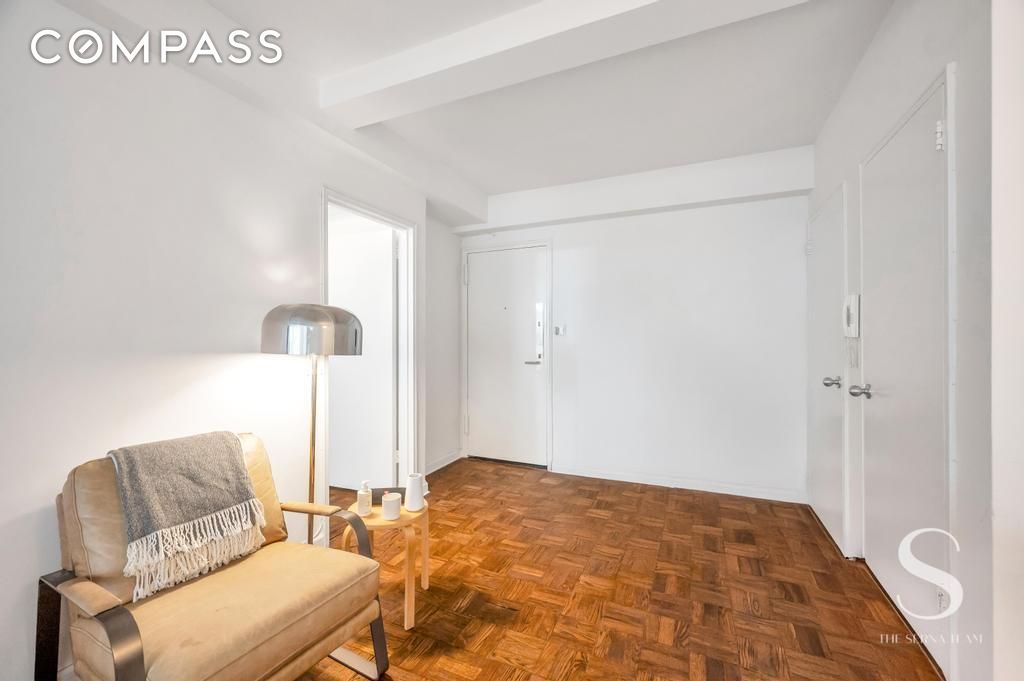 #6 photo, 7 Lexington Avenue, マンハッタン Gramercy , NY 10010