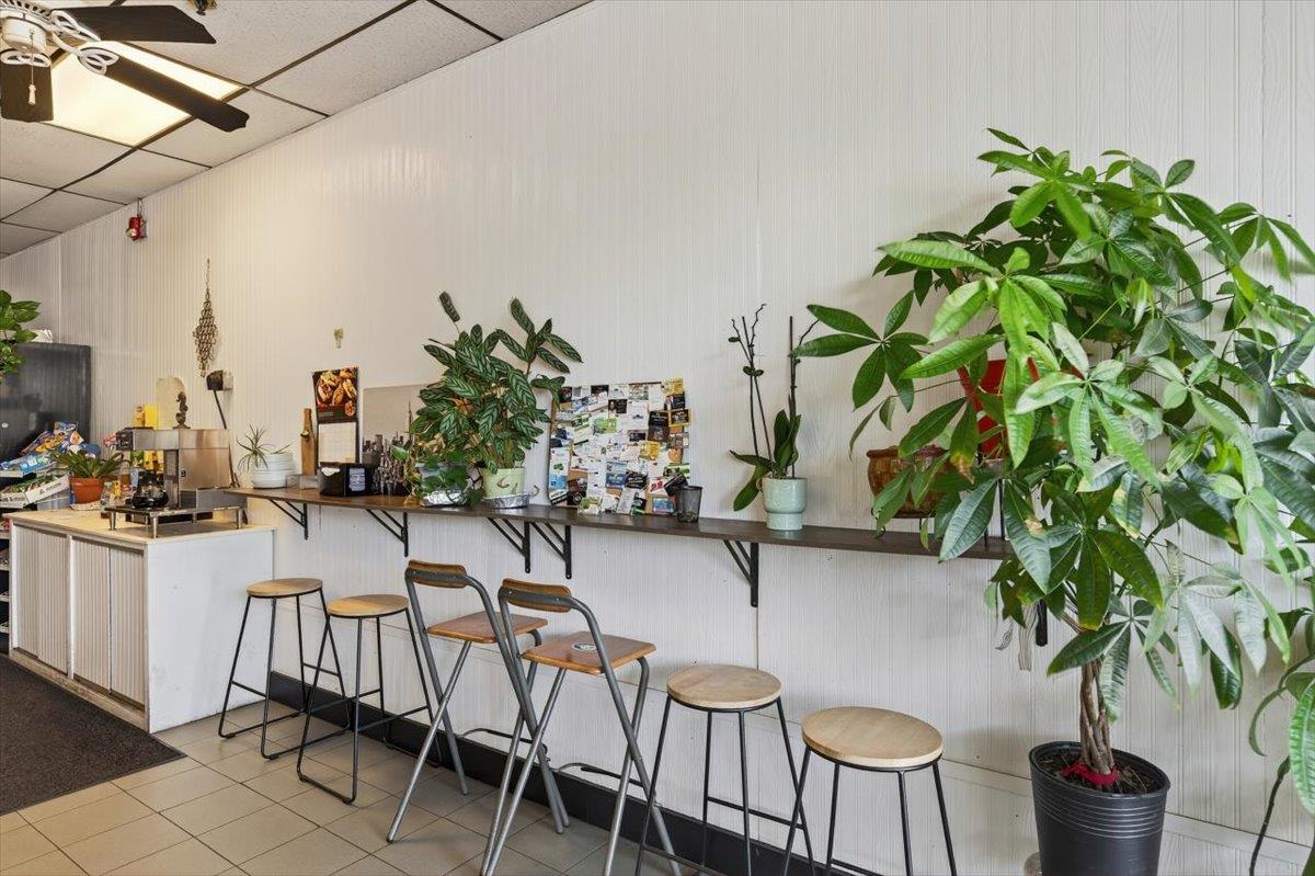 #3 photo, 710 Portion Road, サフォーク郡 Lake Ronkonkoma , NY 11779