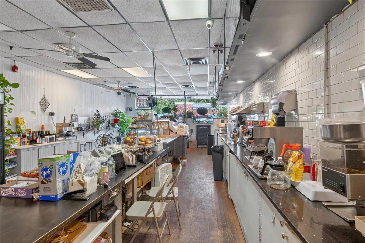 #6 photo, 710 Portion Road, サフォーク郡 Lake Ronkonkoma , NY 11779