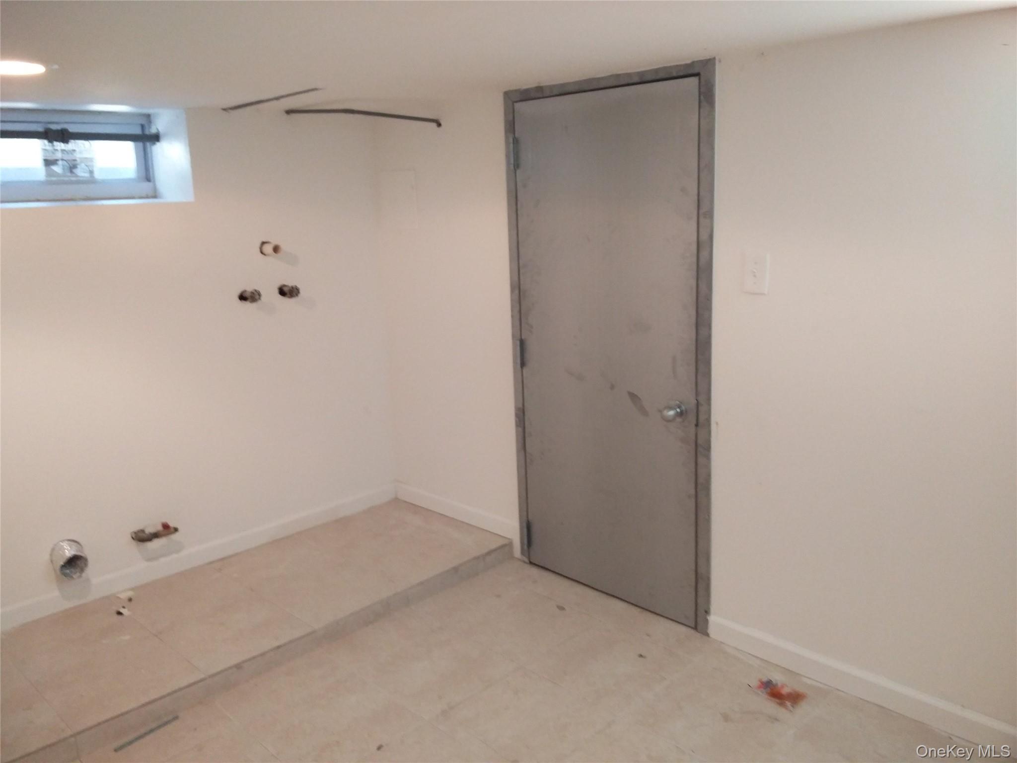 #15 photo, 3312 Barker Avenue, ブロンクス区 Bronx , NY 10467