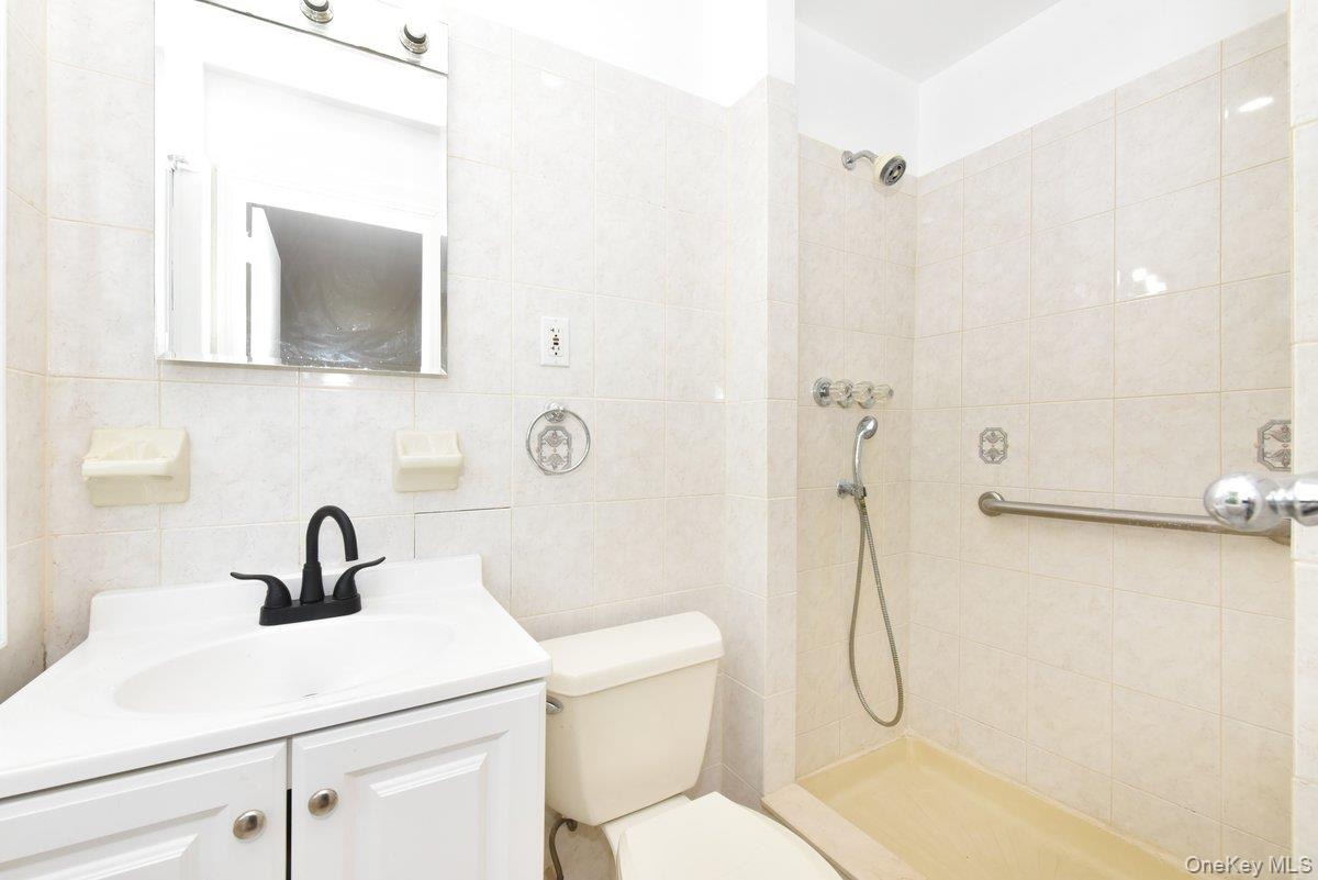 #14 photo, 3287 Milburn Avenue, 長島 Baldwin , NY 11510