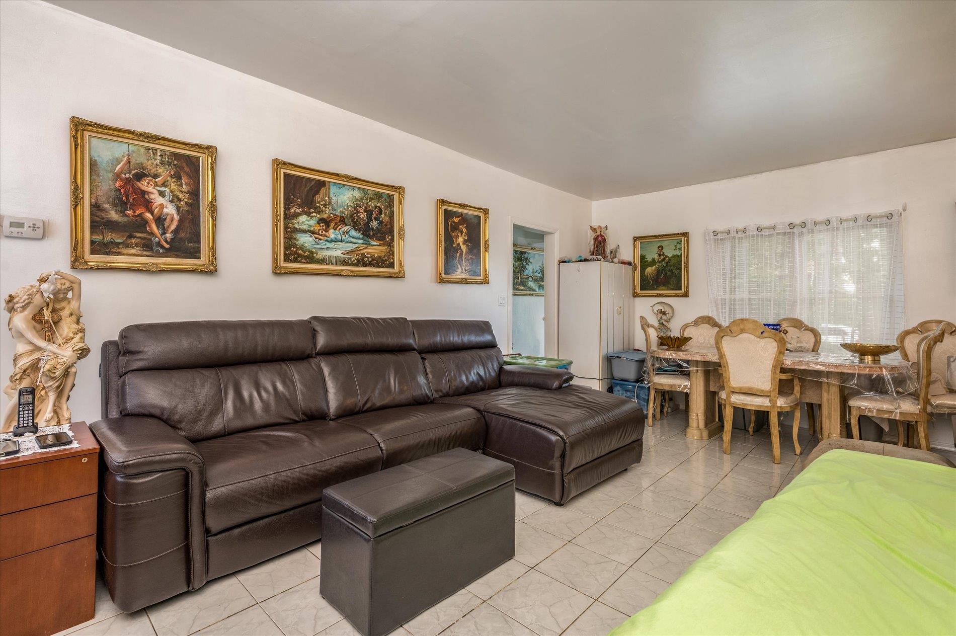 #6 photo, 29-05 160 Street, クイーンズ区 Flushing , NY 11358