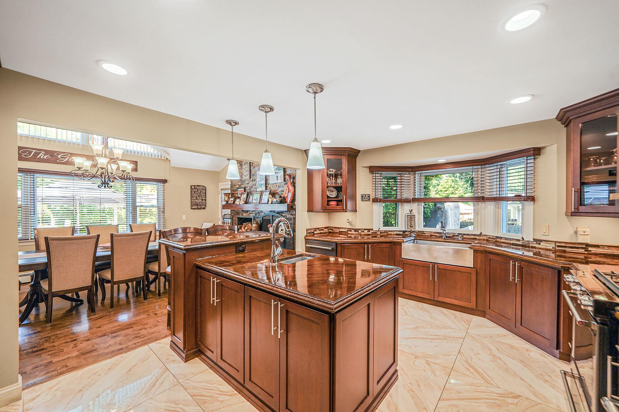 #4 photo, 130 Parkside Avenue, サフォーク郡 Miller Place , NY 11764