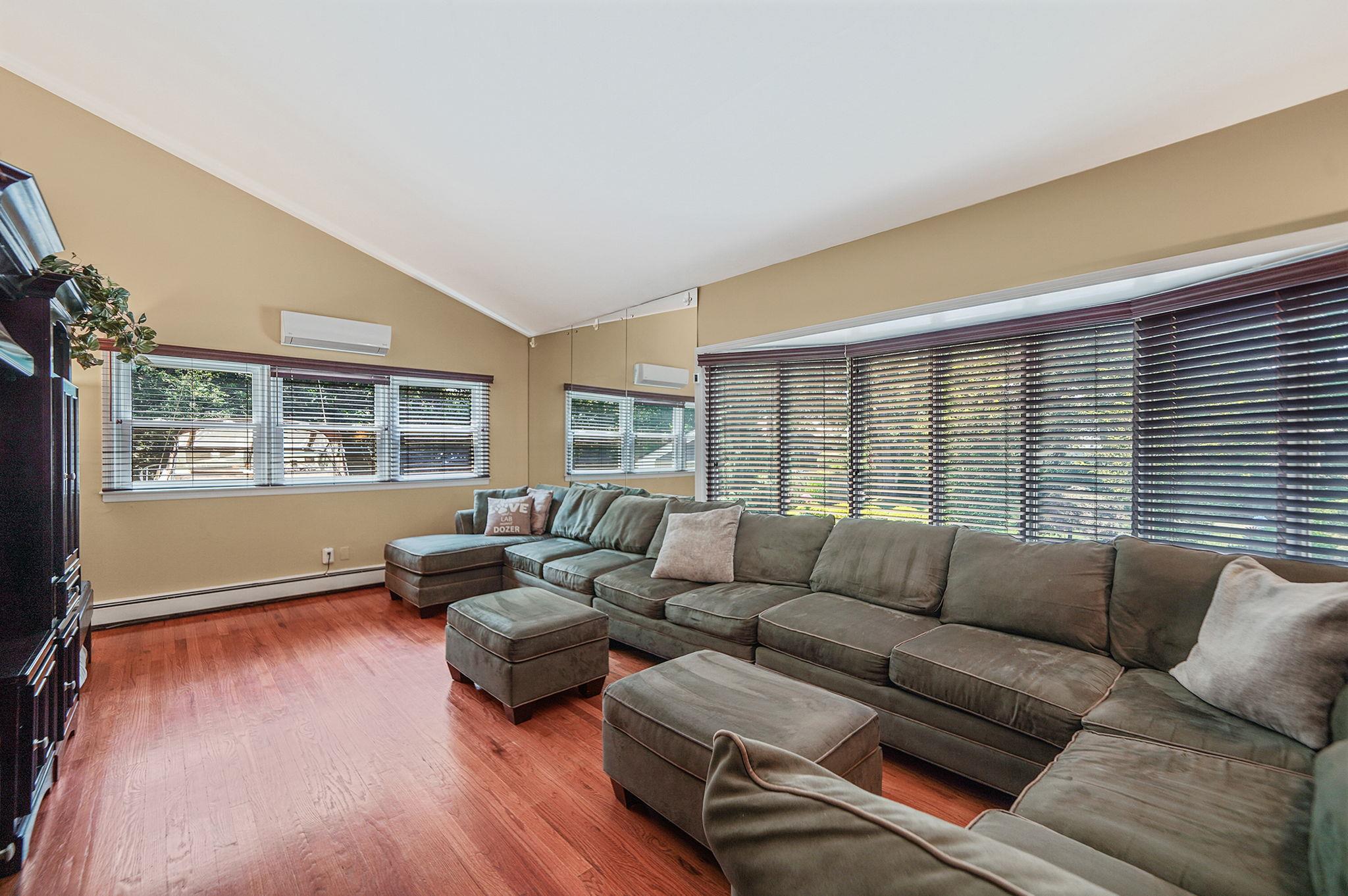 #7 photo, 130 Parkside Avenue, サフォーク郡 Miller Place , NY 11764