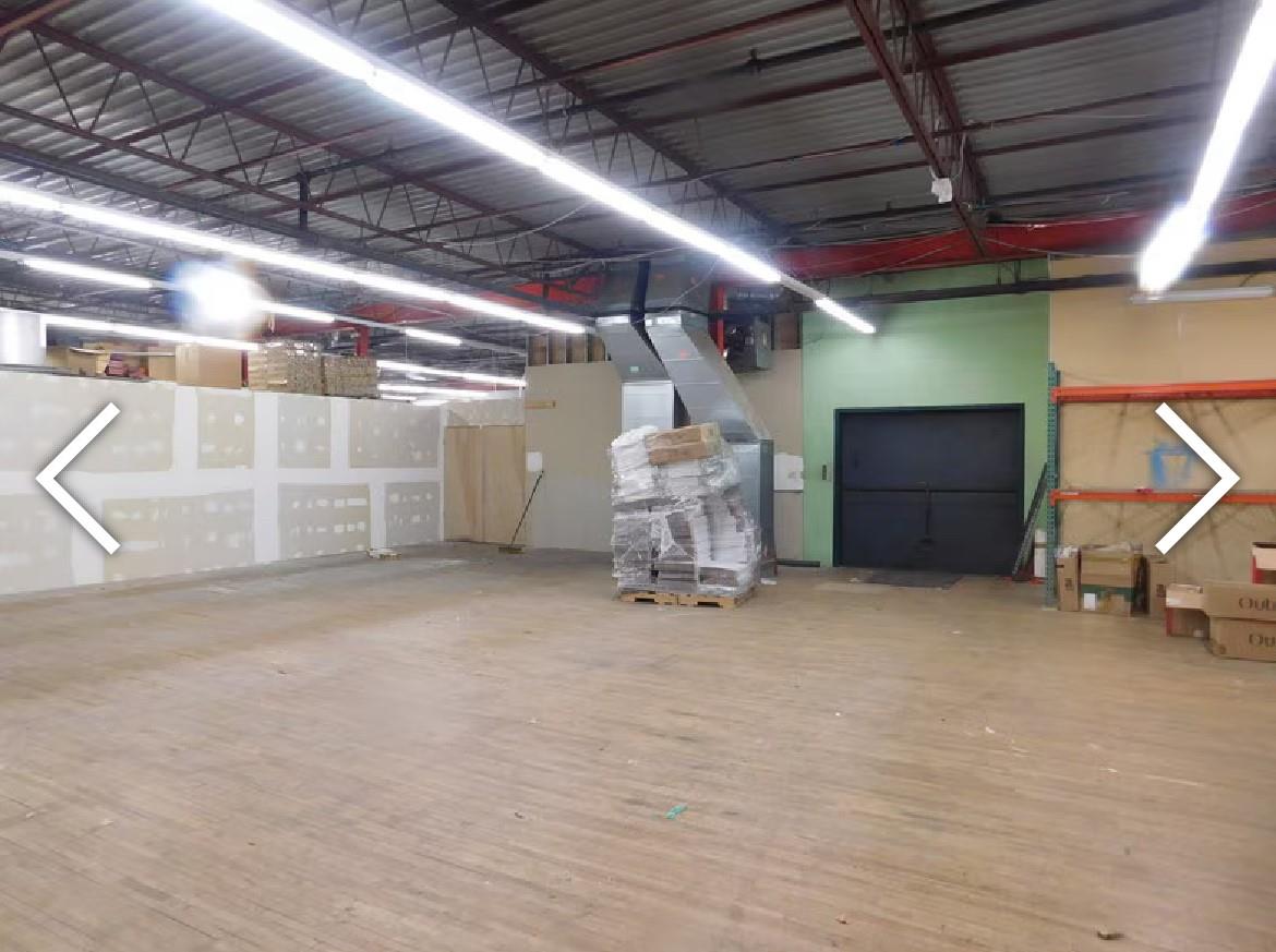 #14 photo, 131 Liberty Ave Avenue, ナッソー郡 Mineola , NY 11501