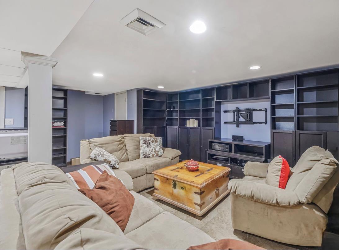 #17 photo, 11 Arden Court, サフォーク郡 Melville , NY 11747