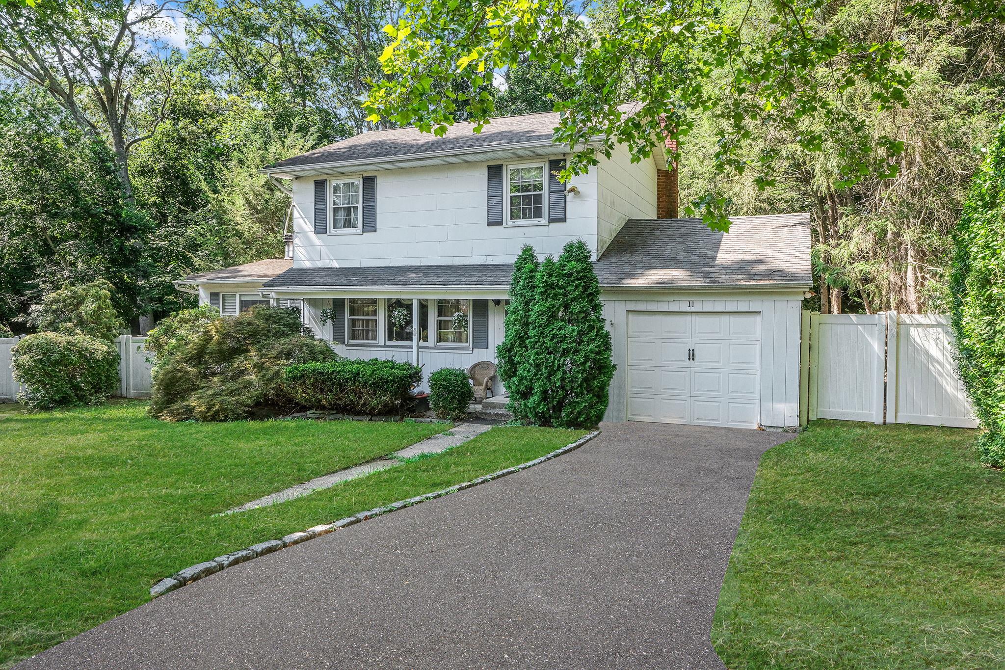 #2 photo, 11 Arden Court, サフォーク郡 Melville , NY 11747