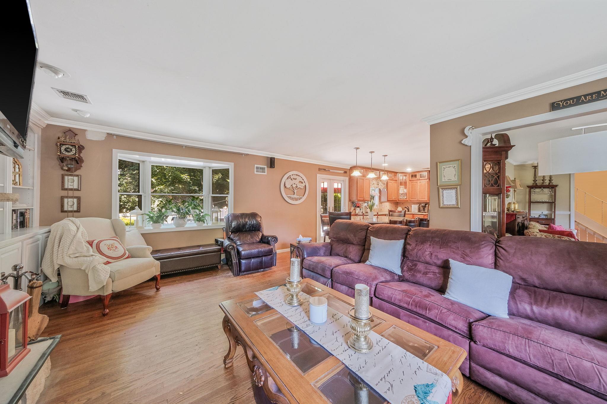 #9 photo, 11 Arden Court, サフォーク郡 Melville , NY 11747