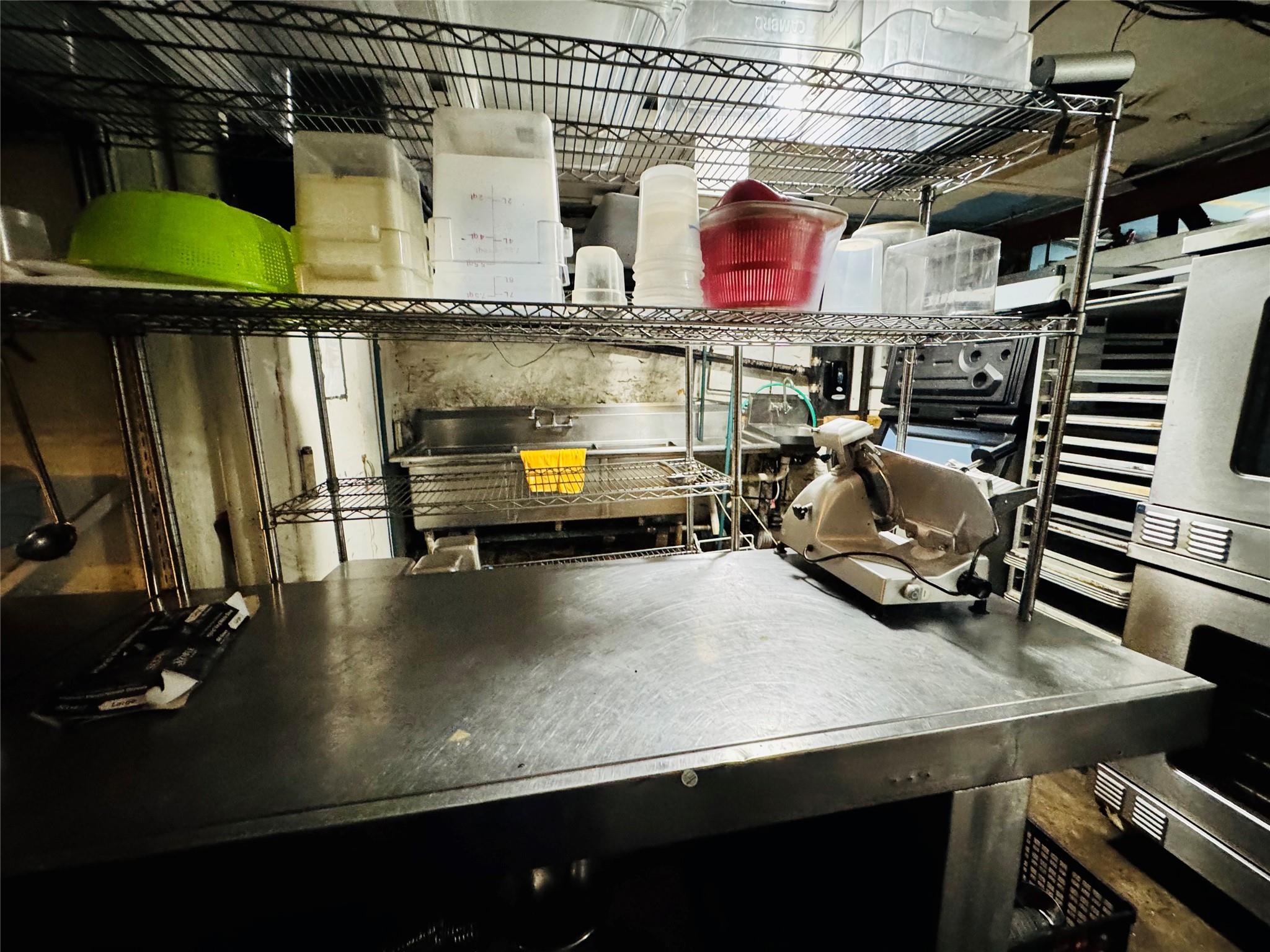 #15 photo, 622 Washington Avenue, ブルックリン区 Brooklyn , NY 11238