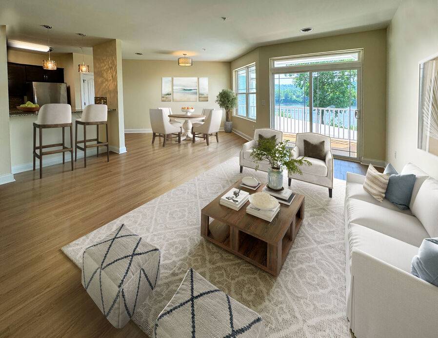 #3 photo, 1101 Captain's Lookout Drive, Cohoes , NY 12047