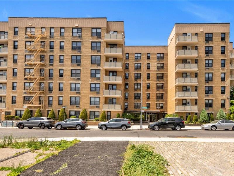 #1 photo, 200 Corbin Place, #6L, Brighton Beach , NY 11235