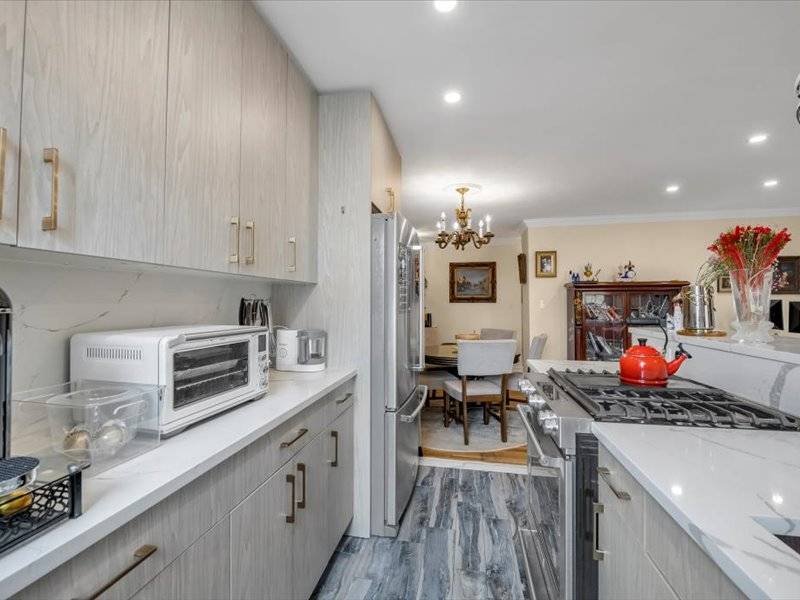 #9 photo, 200 Corbin Place, #6L, ブルックリン区 Brighton Beach , NY 11235