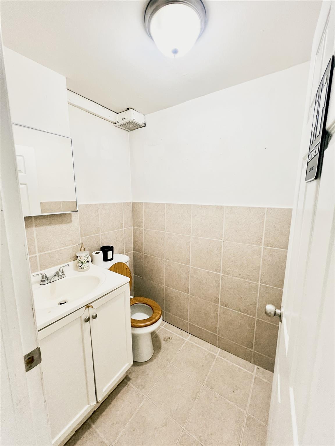 #15 photo, 10615 Guy R Brewer Boulevard, クイーンズ区 Jamaica , NY 11433