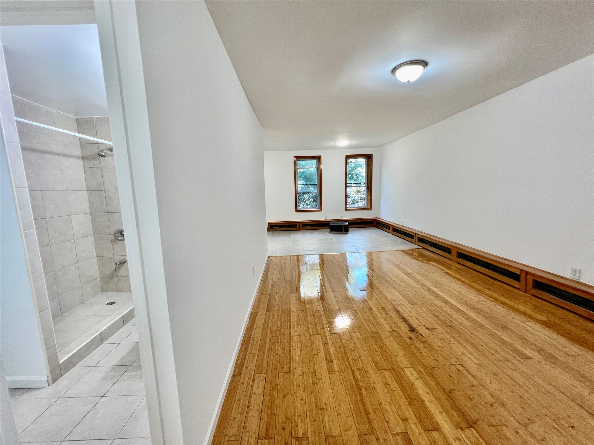 #5 photo, 10615 Guy R Brewer Boulevard, クイーンズ区 Jamaica , NY 11433