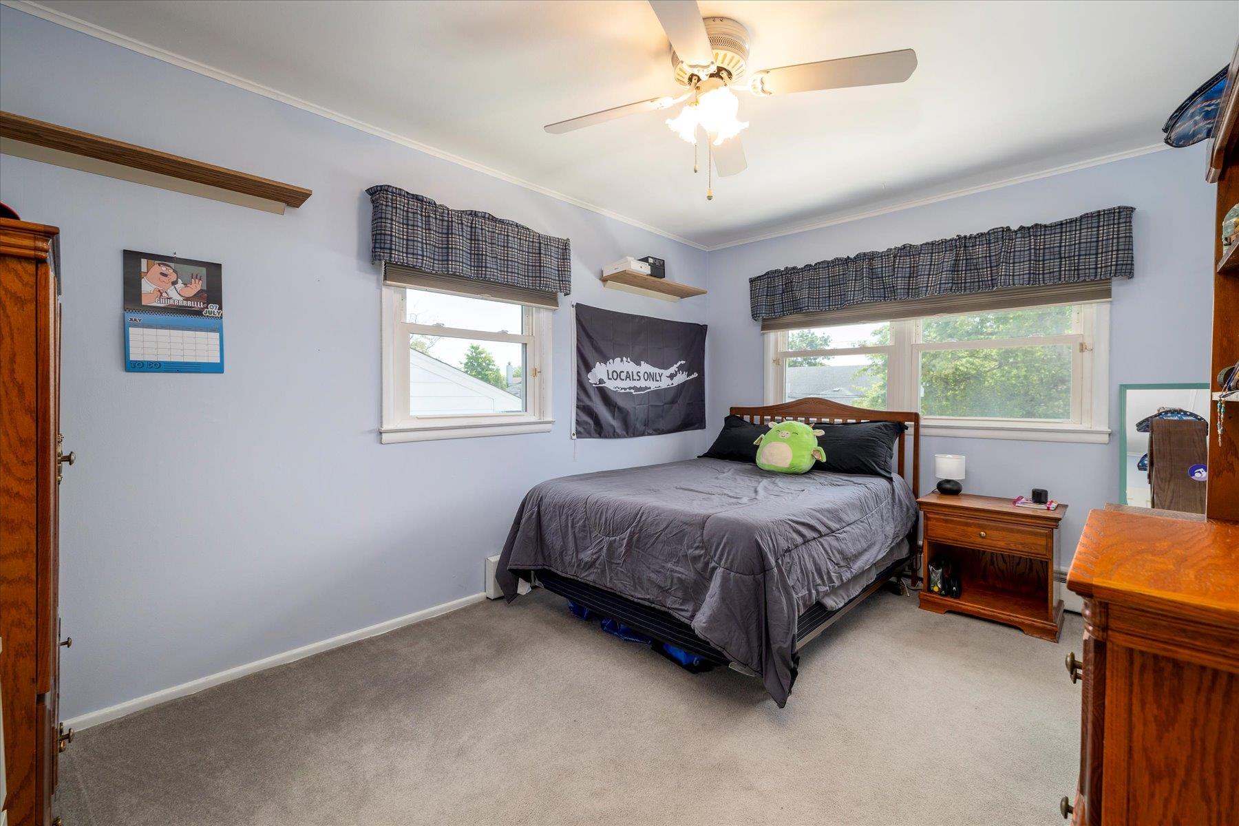 #19 photo, 689 Allwyn Street, Baldwin , NY 11510