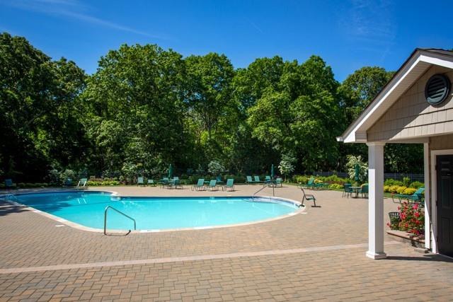 #2 photo, 10 Joyner Place, サフォーク郡 Coram , NY 11727