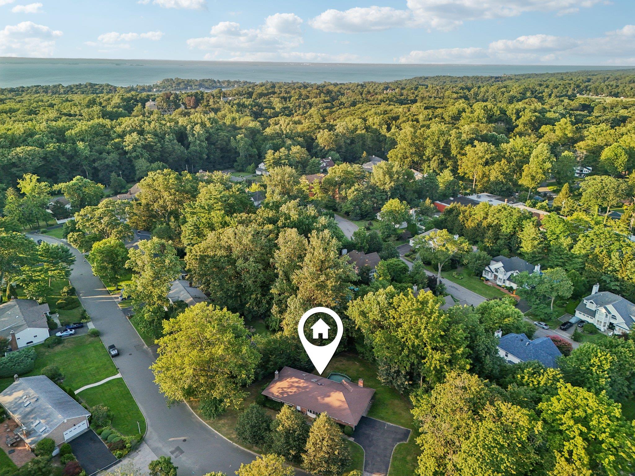 #5 photo, 22 Reynolds Road, ナッソー郡 Glen Cove , NY 11542